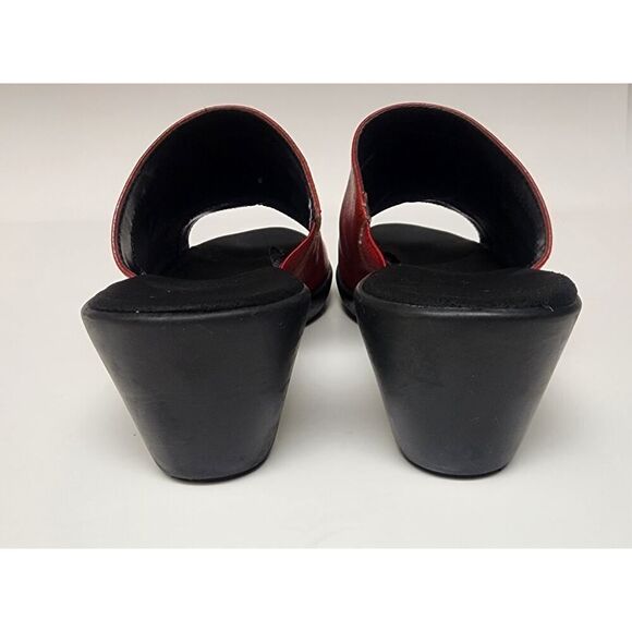 Aerosoles Women's Faux Leather Wedge Sandals Slip On Slides Red Leather Size 10W - Picture 9 of 11